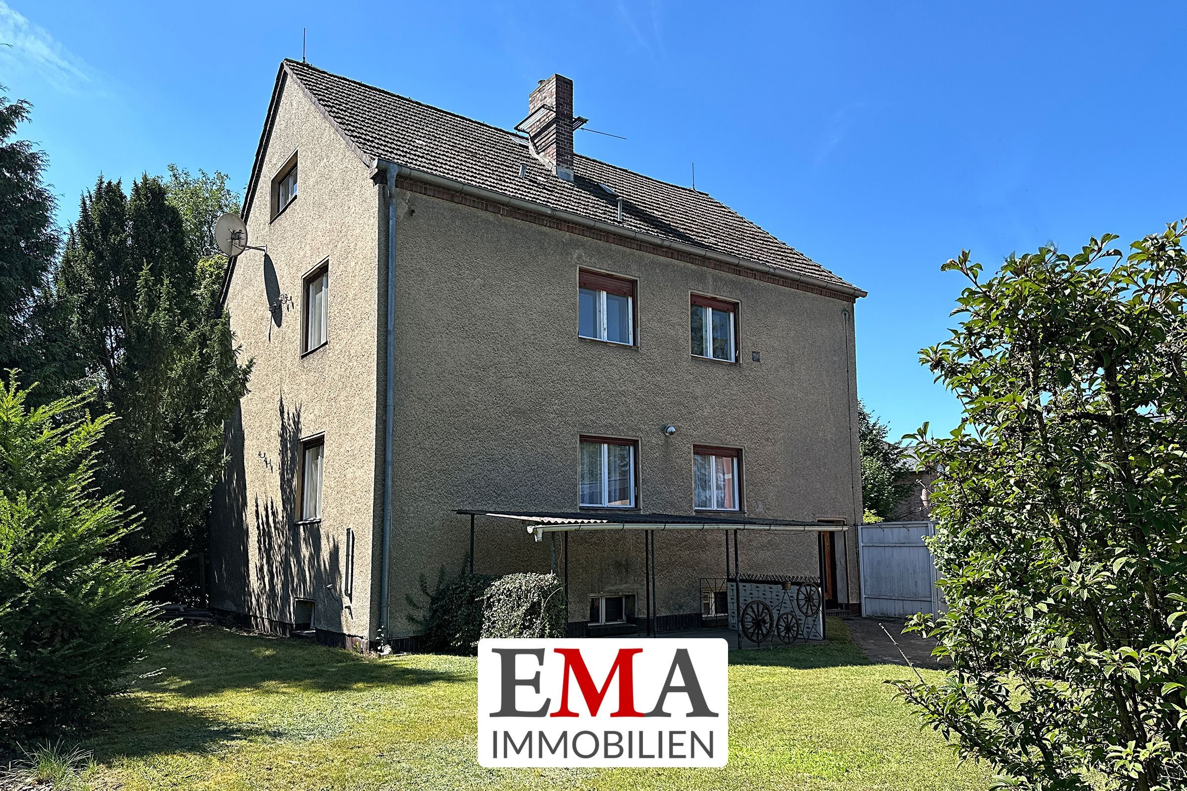 Mehrfamilienhaus zum Kauf 430.000 € 6 Zimmer 146 m²<br/>Wohnfläche 873 m²<br/>Grundstück Brieselang Brieselang 14656