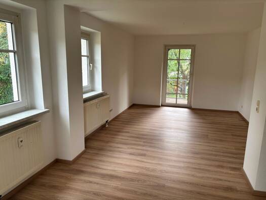 Wohnung zur Miete 280 € 2 Zimmer 52,4 m² 1. Geschoss Pöhlauer Straße 98 Pöhlau Zwickau 08066