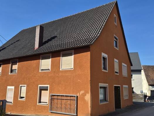 Einfamilienhaus zum Kauf 264.000 € 8 Zimmer 220 m² 1.529 m² Grundstück Weiltingen Weiltingen 91744