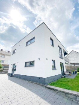 Wohnung zur Miete 700 € 3 Zimmer 133 m²<br/>Wohnfläche ab sofort<br/>Verfügbarkeit Hahnenbergstrasse Bannberscheid 56424