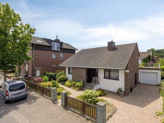 Einfamilienhaus zum Kauf 359.000 € 5 Zimmer 136 m² 567 m² Grundstück Jülich 52428
