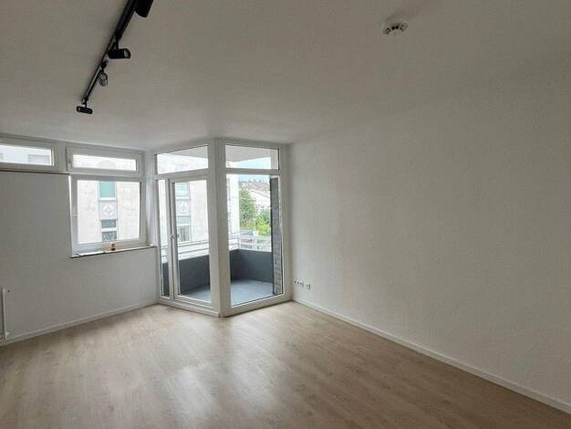 Wohnung zur Miete 505 € 1 Zimmer 34,8 m² 1. Geschoss frei ab 01.10.2026 Elberfeld Uellendahl - Katernberg 42105