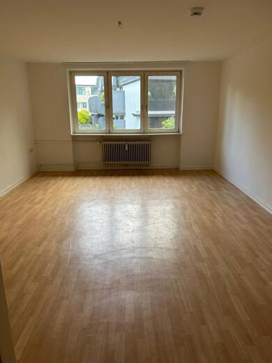 Wohnung zur Miete 410 € 1 Zimmer 39,2 m² 1. Geschoss frei ab sofort Wedel 22880