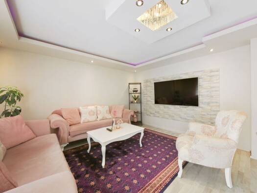 Wohnung zum Kauf 299.000 € 4 Zimmer 86 m² Ringstraße 38 Bischofsheim 65474