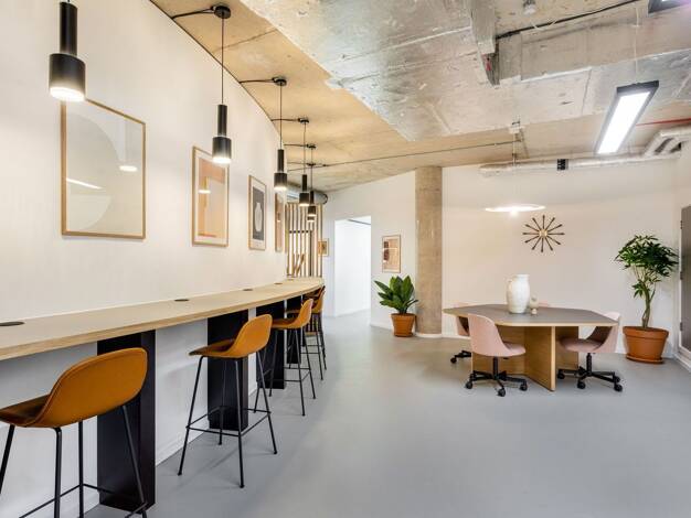 Bürofläche zur Miete provisionsfrei 109 € 8 m² Bürofläche Weimarer Straße 6 Wik Kiel 24106