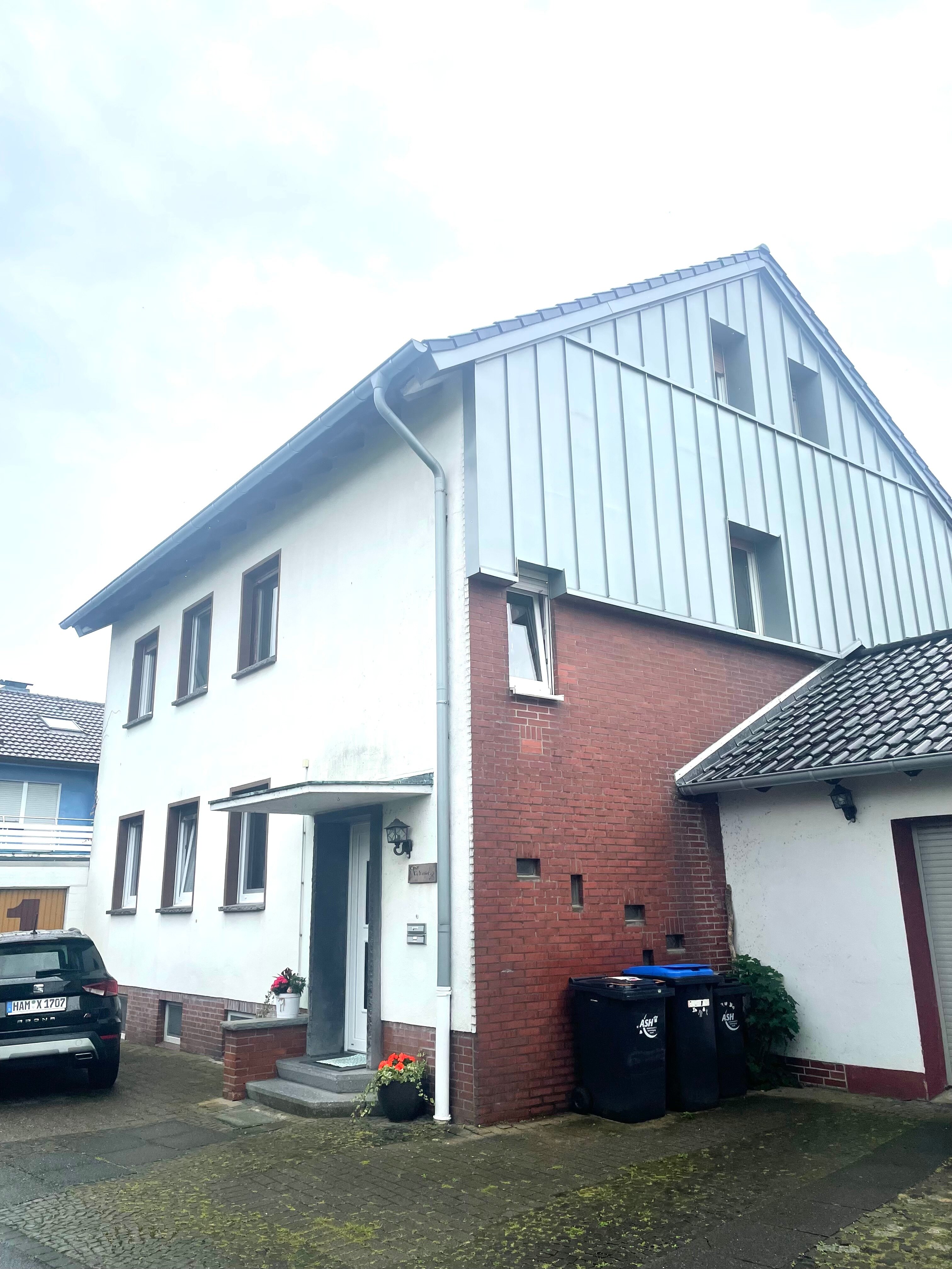 Mehrfamilienhaus zum Kauf 455.000 € 8 Zimmer 240 m²<br/>Wohnfläche 550 m²<br/>Grundstück Statistischer Bezirk 42 Hamm 59077