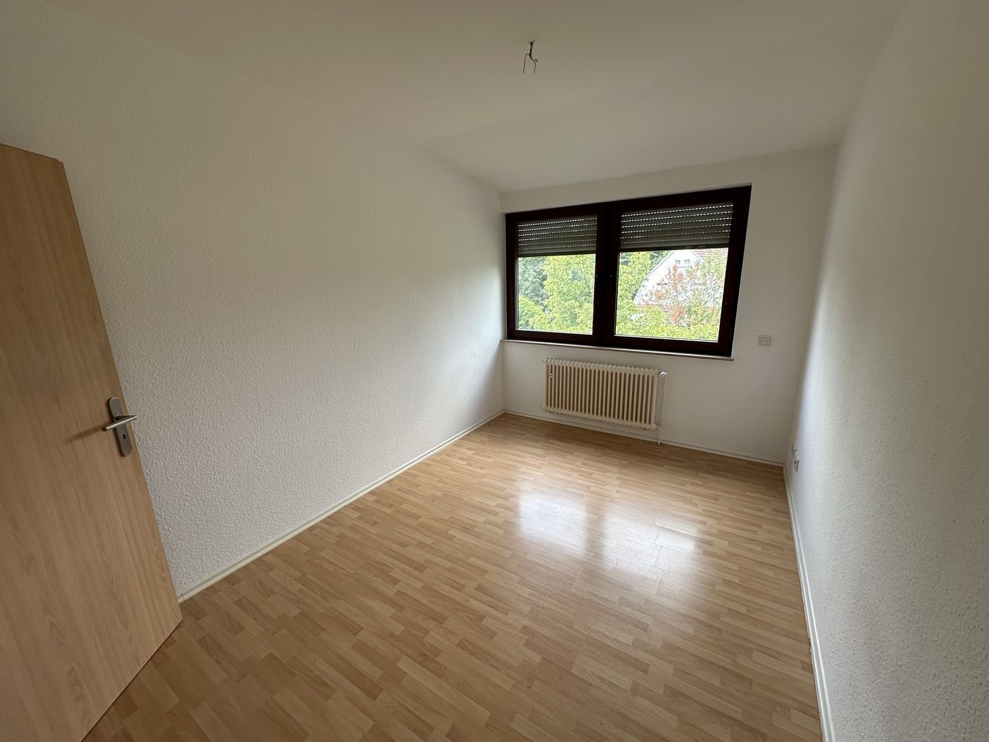 Wohnung zur Miete 700 € 4 Zimmer 98 m²<br/>Wohnfläche ab sofort<br/>Verfügbarkeit Kölner Straße 51 Südstadt 45 Hilden 40723