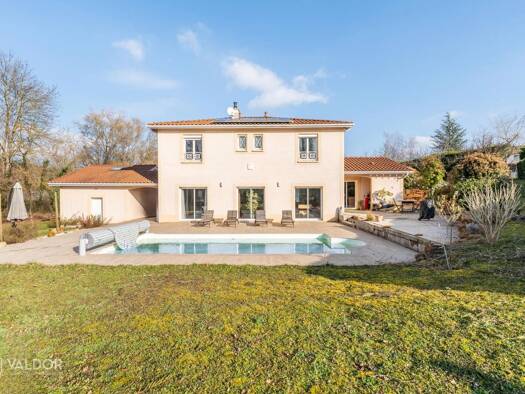 Einfamilienhaus zum Kauf 695.000 € 8 Zimmer 220 m² 2.423 m² Grundstück Lachassagne 69480