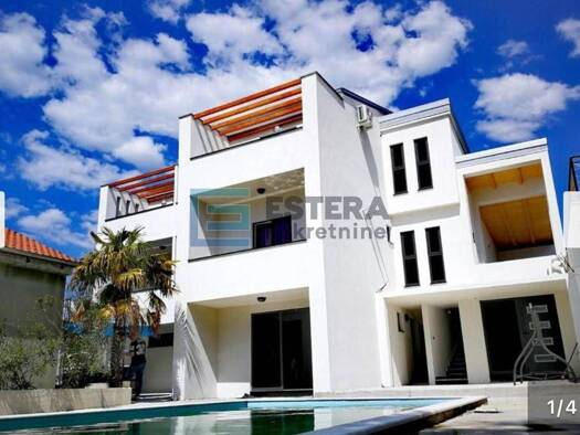 Einfamilienhaus zum Kauf 880.000 € 8 Zimmer 244 m² Biograd na Moru 23210