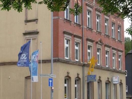 Wohnung zur Miete 290 € 1 Zimmer 43 m² Geschoss 2/3 frei ab sofort Annaberger Straße 479 Harthau Chemnitz 09125