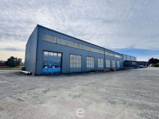 Lagerhalle zur Miete 3.200 € 1.056,9 m² Lagerfläche Schlatt 4691