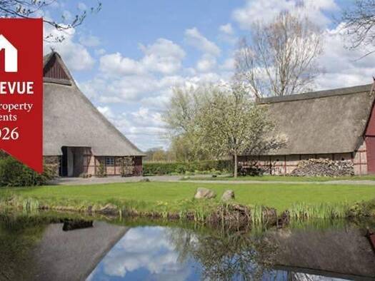 Haus zum Kauf provisionsfrei 10 Zimmer 370 m² 10.500 m² Grundstück Horst 25358