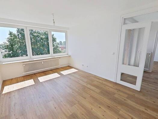 Wohnung zur Miete 539 € 3 Zimmer 66,6 m² 3. Geschoss frei ab 01.08.2026 Ellenberger Straße 37 Kappeln 24376