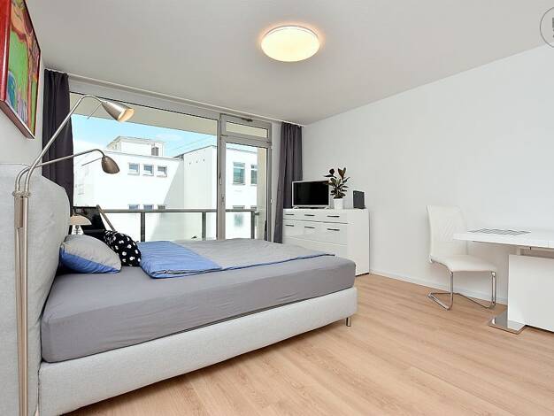 Wohnung zur Miete auf Zeit 1.090 € 1 Zimmer 30 m² frei ab 15.09.2026 Mitte Mitte 70178