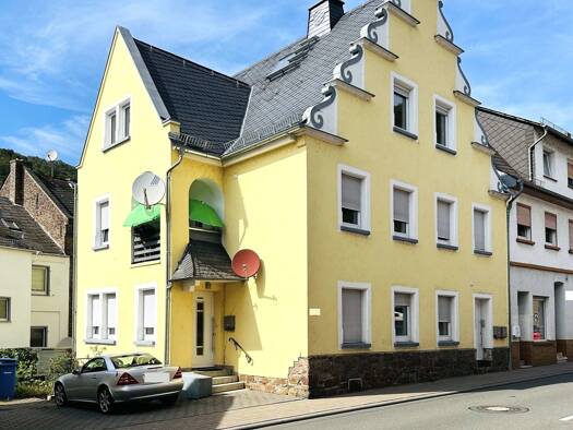 Mehrfamilienhaus zum Kauf 379.000 € 8 Zimmer 230 m² 180 m² Grundstück Lorch Lorch 65391