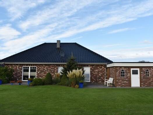 Bungalow zum Kauf 329.000 € 3 Zimmer 117 m² 1.021 m² Grundstück Goldebek 25862