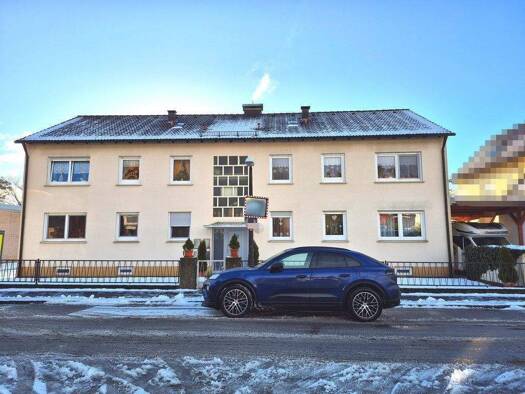 Mehrfamilienhaus zum Kauf 1.250.000 € 14 Zimmer 1.708 m² Grundstück frei ab sofort Großschwarzenlohe Wendelstein 90530