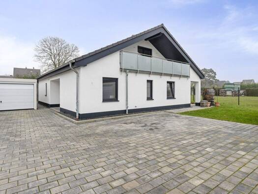 Mehrfamilienhaus zum Kauf 695.000 € 7 Zimmer 201 m² 696 m² Grundstück Holzweiler Erkelenz 41812