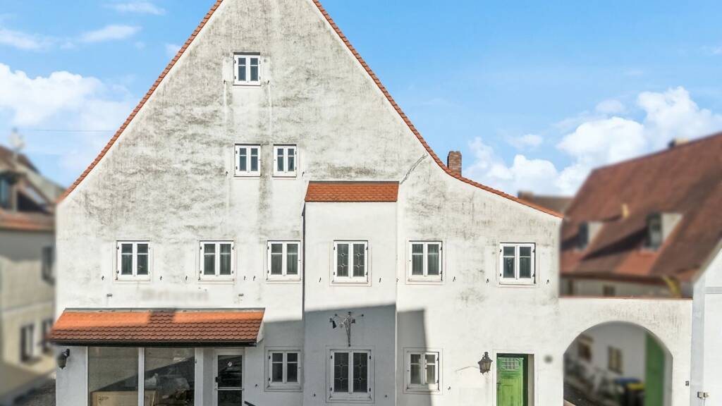 Haus zum Kauf 550.000 € 12 Zimmer 445 m² 4.514 m² Grundstück Rennertshofen 86643