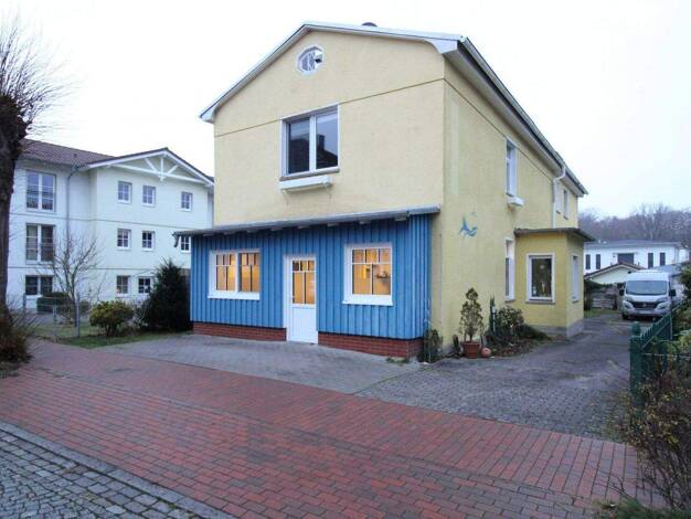 Mehrfamilienhaus zum Kauf 589.000 € 8 Zimmer 220 m² 468 m² Grundstück Graal-Müritz 18181