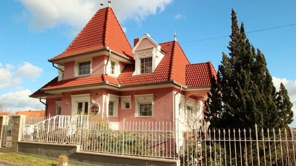 Villa zum Kauf 550.000 € 7 Zimmer 260 m² 838 m² GrundstĂĽck HĂ©vĂz 8380