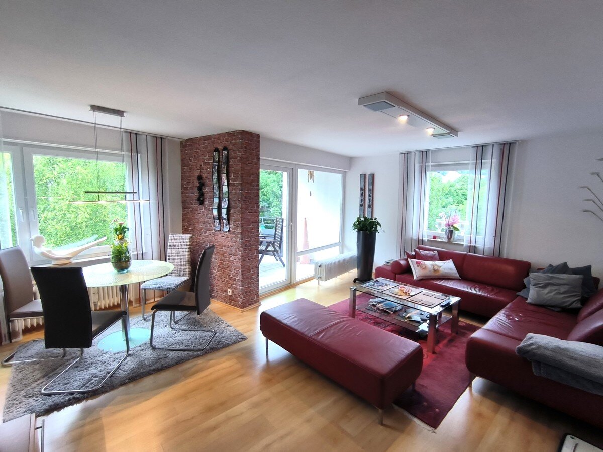 Wohnung zum Kauf 175.000 € 3 Zimmer 78 m²<br/>Wohnfläche 01.10.2024<br/>Verfügbarkeit Oberndorf Oberndorf am Neckar 78727