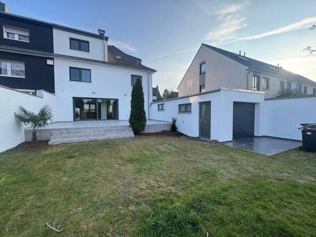 Doppelhaushälfte zum Kauf provisionsfrei 990.000 € 6 Zimmer 200 m² 668 m² Grundstück Schlebusch Leverkusen 51375