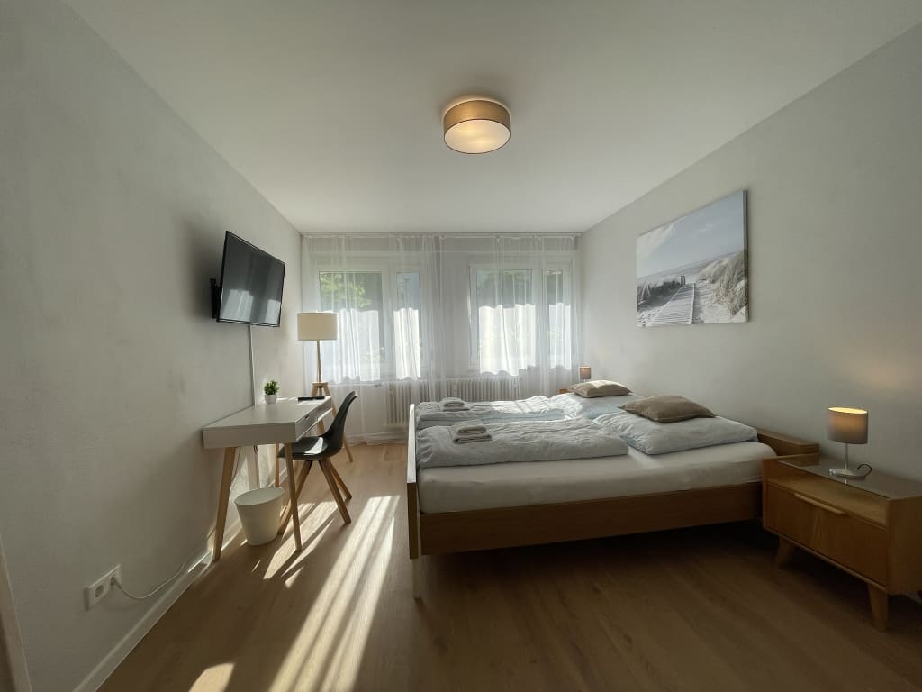 Wohnung zur Miete Wohnen auf Zeit 1.899 € 2 Zimmer 55 m²<br/>Wohnfläche 05.03.2025<br/>Verfügbarkeit Saturnweg Rangierbahnhof-Siedlung Nürnberg 90471