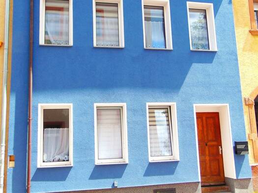 Haus zum Kauf 200.000 € 6 Zimmer 169 m² 283 m² Grundstück frei ab 01.11.2026 Rötha 04571