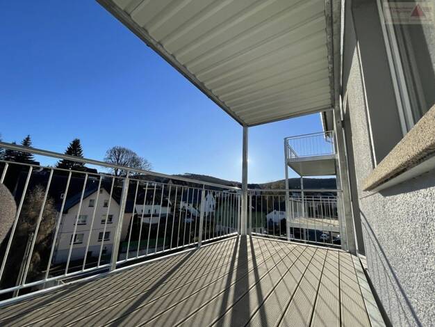 Wohnung zur Miete 723 € 3 Zimmer 85 m² 2. Geschoss frei ab 01.12.2026 Hauptstraße 2 Lauter Lauter-Bernsbach 08315