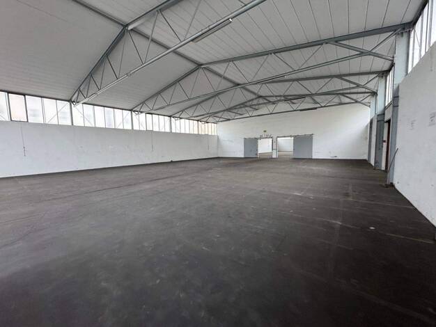 Halle/Industriefläche zur Miete provisionsfrei 2.600 m² Lagerfläche Südstadt Fürth 90763