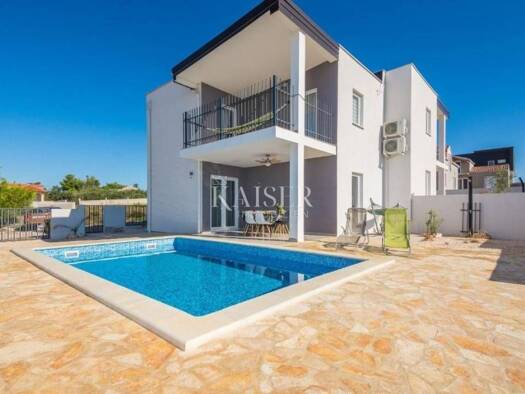 Haus zum Kauf 350.000 € 4 Zimmer 88 m² Vir Vir