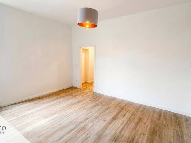 Wohnung zur Miete 678 € 4 Zimmer 79,8 m² Sudenburg Magdeburg 39112