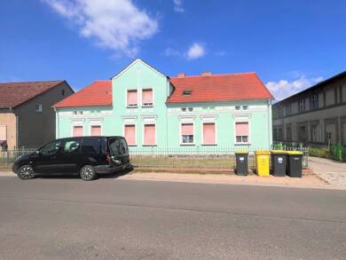 Mehrfamilienhaus zum Kauf 149.217 € 8 Zimmer 245 m² 1.700 m² Grundstück Bralitz Bad Freienwalde (Oder) / Bralitz 16259