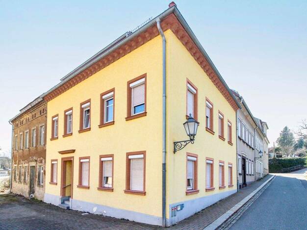 Sonstiges zum Kauf als Kapitalanlage geeignet 55.000 € 8 Zimmer 207,6 m² 130,3 m² Grundstück Hainichen 09661