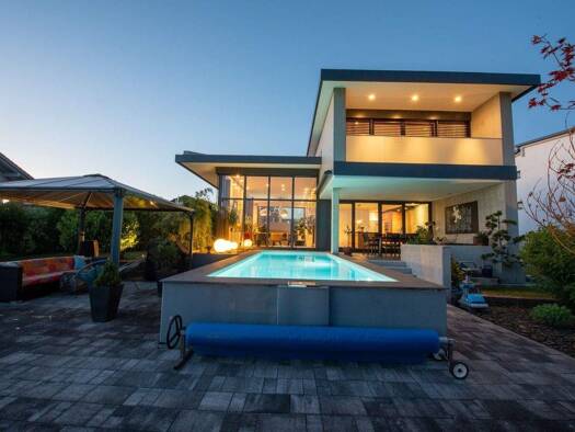 Einfamilienhaus zum Kauf 1.450.000 € 5 Zimmer 244 m² 1.351 m² Grundstück Fischerdorf Deggendorf 94469