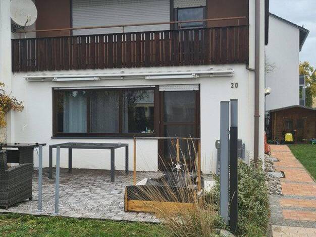 Doppelhaushälfte zur Miete 1.750 € 6 Zimmer 152 m² 300 m² Grundstück frei ab 01.01.2027 Bubenreuth 91088