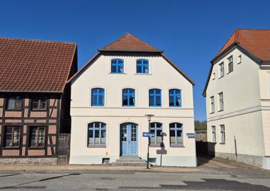 Bürogebäude zum Kauf 460.000 € 13 Zimmer 265 m² Bürofläche Crivitz Crivitz 19089