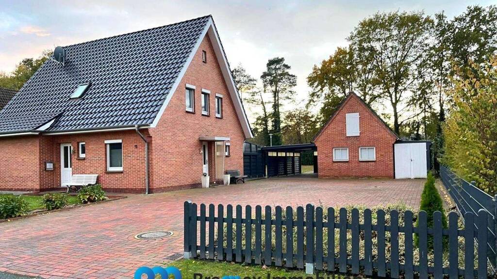 Einfamilienhaus zum Kauf 449.000 € 6 Zimmer 126 m² 1.077 m² Grundstück Neerstedt Dötlingen 27801