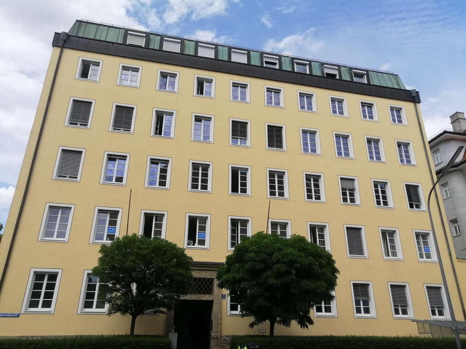 Bürofläche zur Miete provisionsfrei 17 € 143 m²<br/>Bürofläche Kopernikusstraße 9 Altbogenhausen München 81679