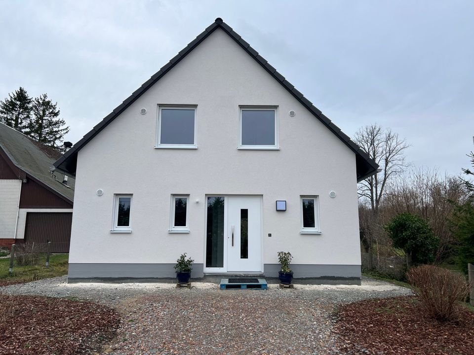 Bungalow zum Kauf provisionsfrei 228.560 € 4 Zimmer 98 m²<br/>Wohnfläche 600 m²<br/>Grundstück Euba Chemnitz 09128