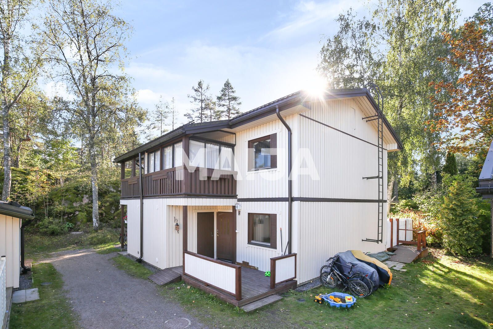 Doppelhaushälfte zum Kauf 295.000 € 4 Zimmer 90,5 m²<br/>Wohnfläche 2.963 m²<br/>Grundstück Oravatie 6 Espoo 02270