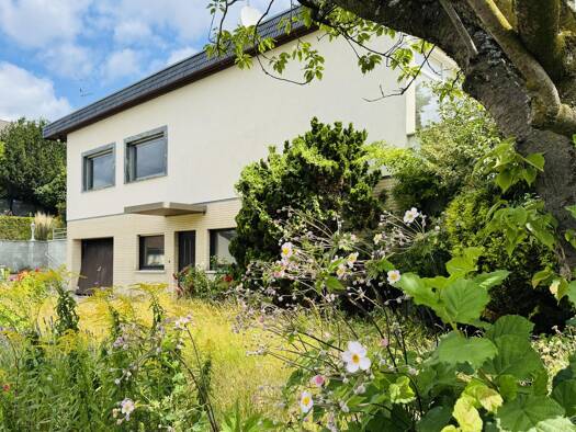 Einfamilienhaus zum Kauf 890.000 € 8 Zimmer 122,4 m² 592 m² Grundstück Biebrich Wiesbaden 65187