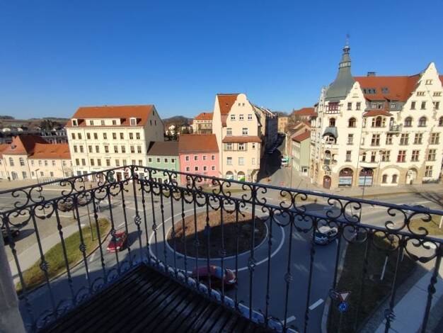 Wohnung zur Miete 538 € 2 Zimmer 107,5 m² 4. Geschoss frei ab sofort Neumarkt 1 Löbau 02708