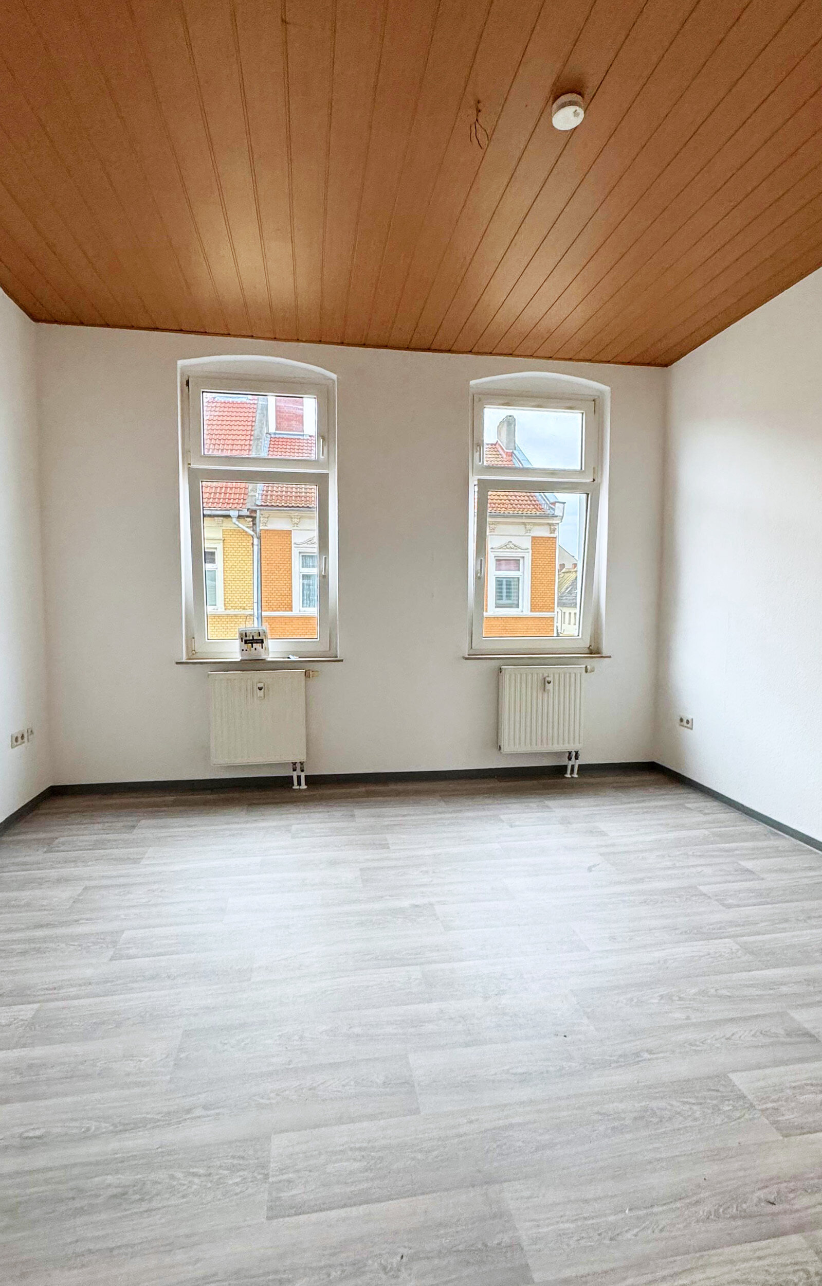 Wohnung zur Miete 245 € 1 Zimmer 38 m²<br/>Wohnfläche 2.<br/>Geschoss Köthen Köthen (Anhalt) 06366