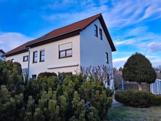 Doppelhaushälfte zum Kauf 329.000 € 6 Zimmer 141,8 m² 499 m² Grundstück Reißig Plauen 08525