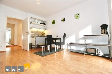 Wohnung zur Miete Wohnen auf Zeit 900 € 1 Zimmer 32 m²<br/>Wohnfläche 01.12.2024<br/>Verfügbarkeit Pempelfort Düsseldorf 40479