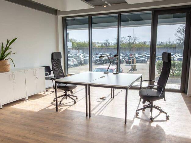 Bürofläche zur Miete provisionsfrei 850 € 33 m² Bürofläche Robert-Perthel-Straße Bilderstöckchen Köln 50739