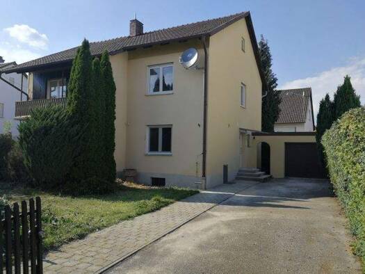 Wohnung zur Miete 750 € 3 Zimmer 81 m² 1. Geschoss Gluckstraße Straubing 94315