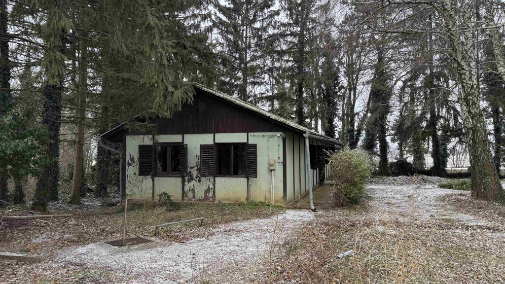 Einfamilienhaus zum Kauf 43.500 € 4 Zimmer 105 m² 4.012 m² Grundstück frei ab sofort Kadarkút